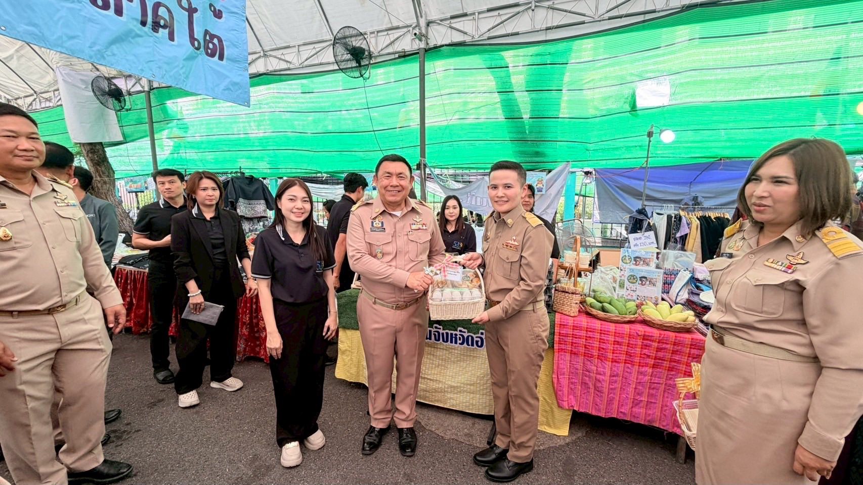 title - วันคล้ายวันสถาปนาสำนักงานการปฏิรูปที่ดินเพื่อเกษตรกรรม ครบรอบ 51 ปี ภายใต้แนวคิด “ส.ป.ก. สร้างสิทธิ เสริมทุน หนุนเกษตร” 